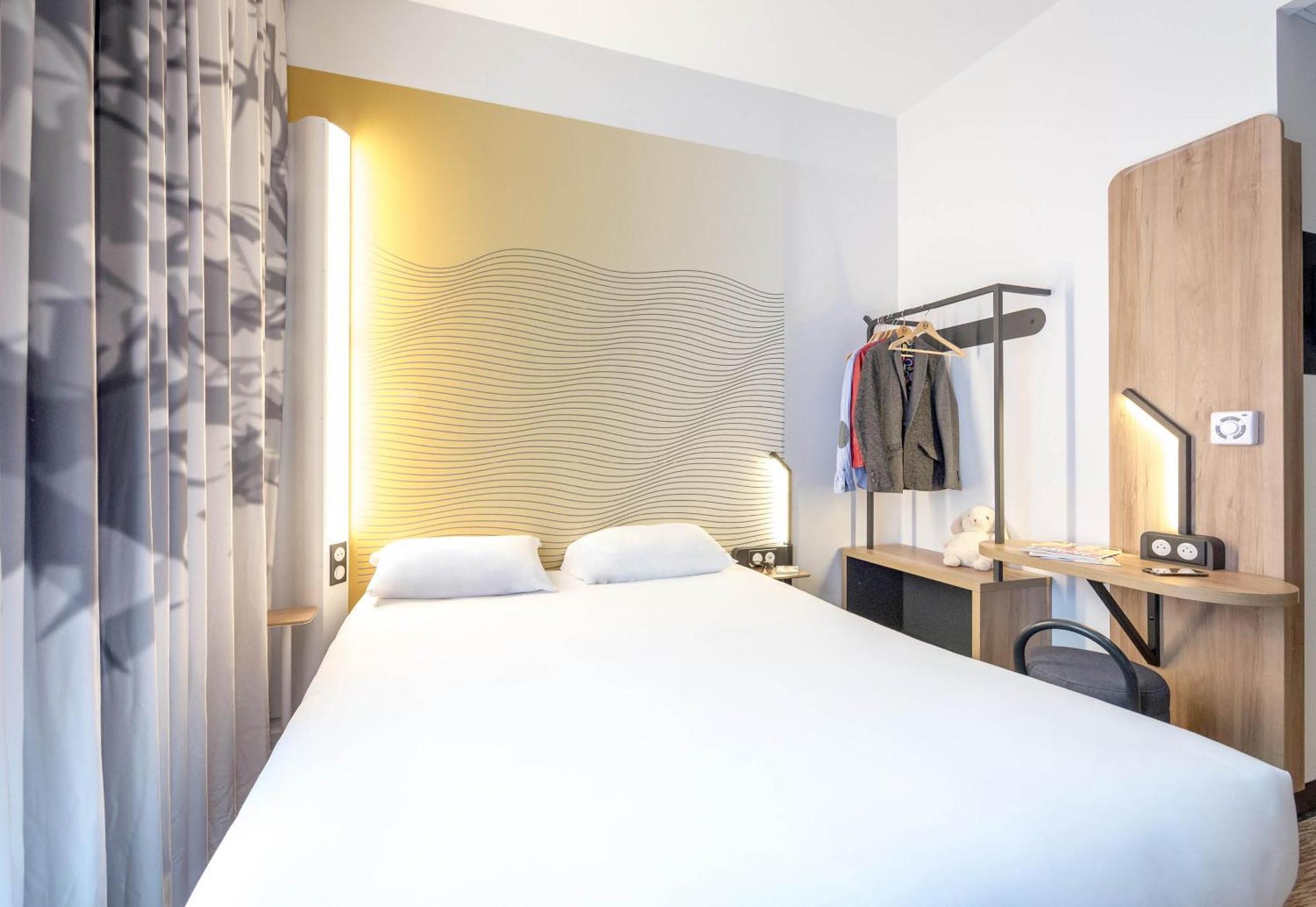 B&B Hotel Sainte-Maxime Golfe De Saint Tropez Buitenkant foto